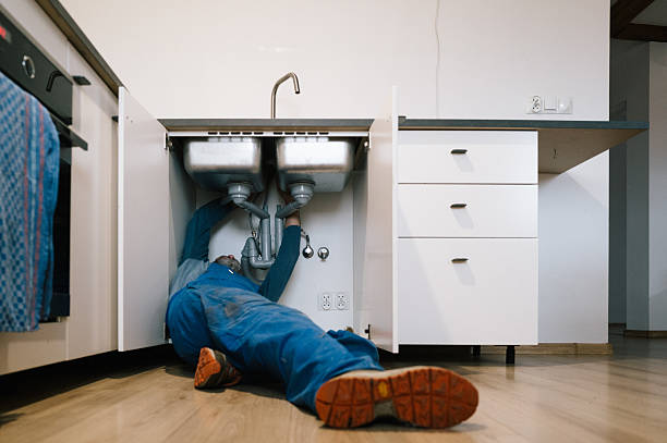 Professional Emergency Plumber technician working in Ironton, OH